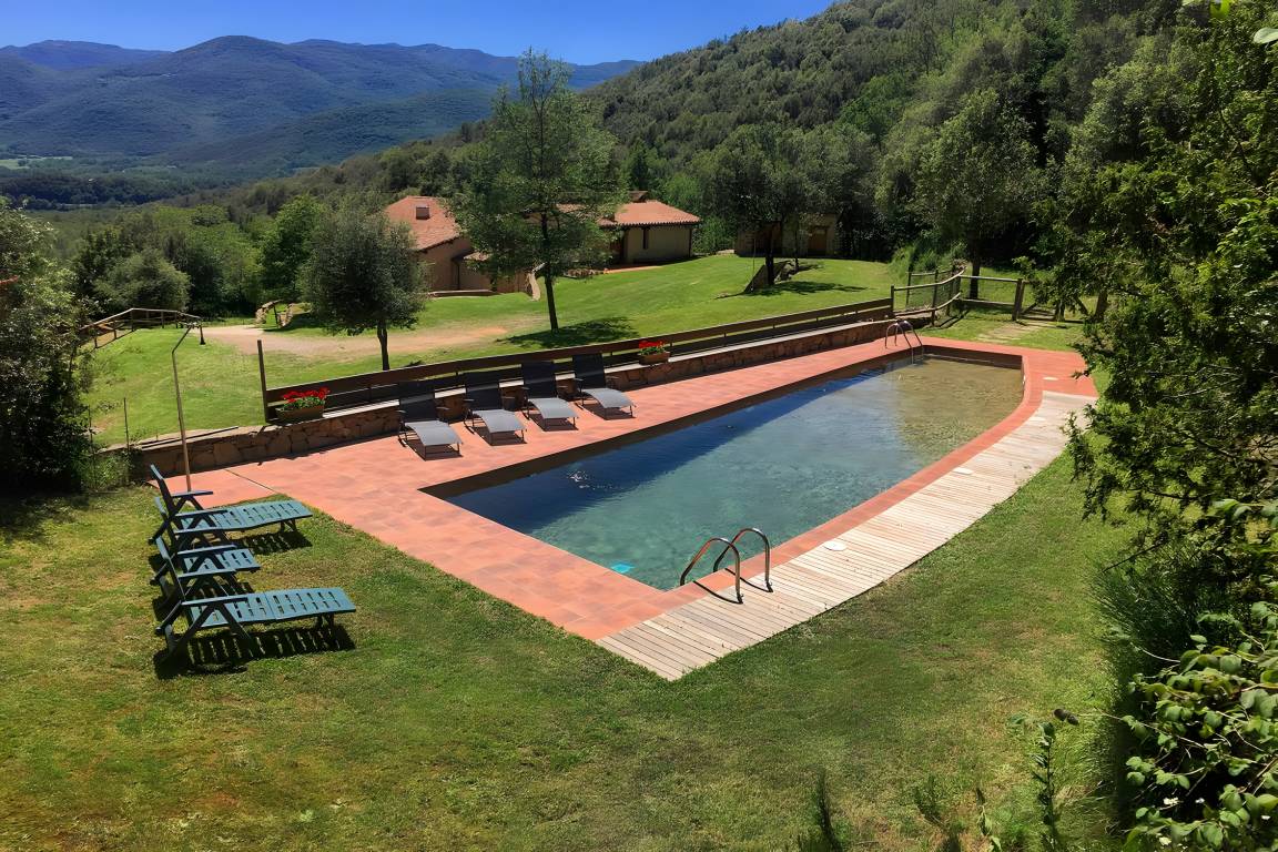 350 M² Casa ∙ 6 Habitaciones ∙ 18 Huéspedes - Olot