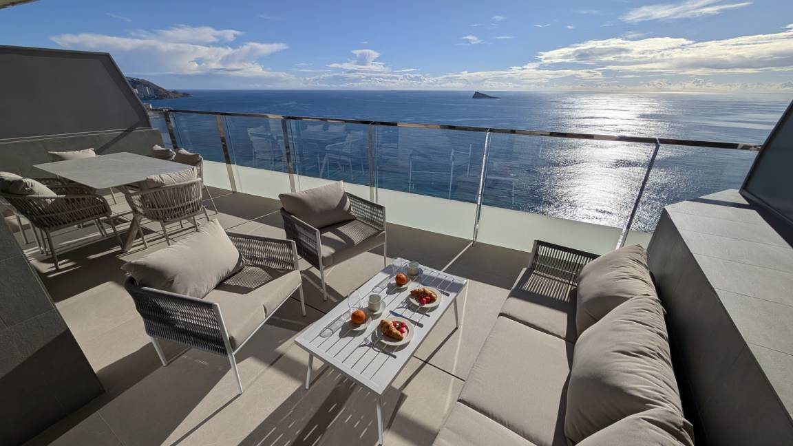 69 M² Lägenhet ∙ 2 Sovrum ∙ 6 Gäster - Benidorm