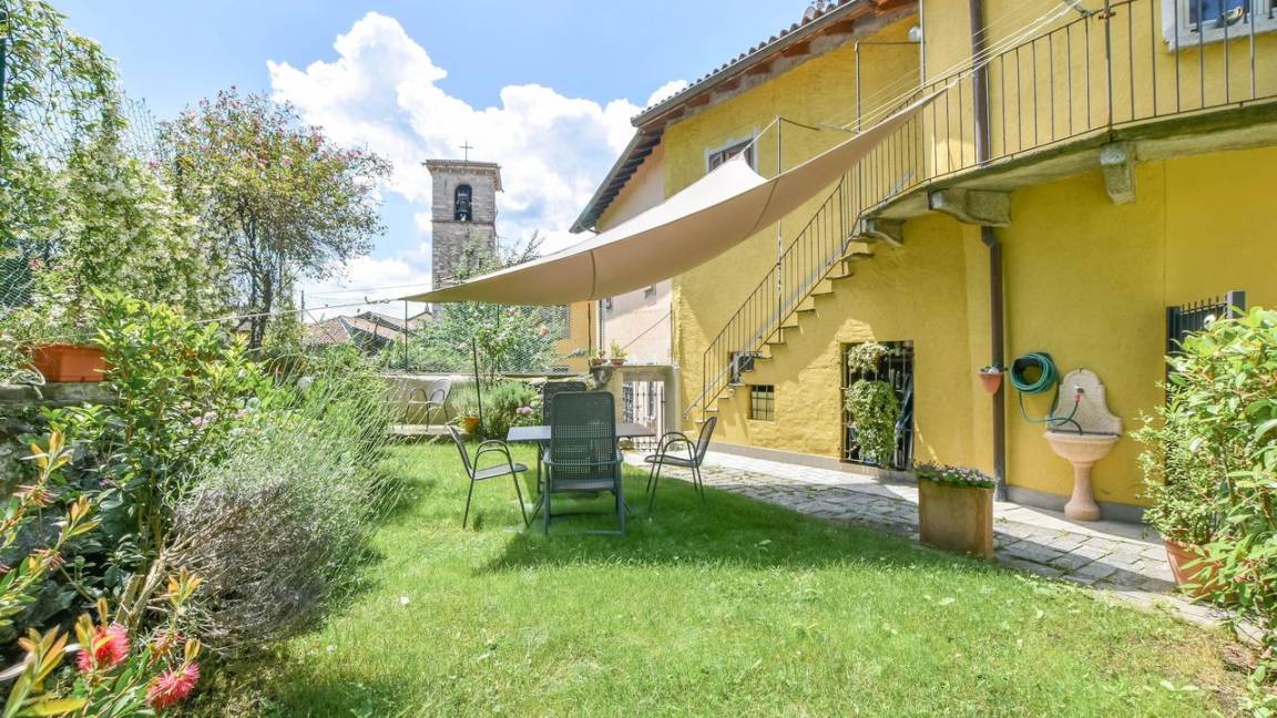 100 M² Ferienhaus ∙ 2 Schlafzimmer ∙ 4 Gäste - Baveno