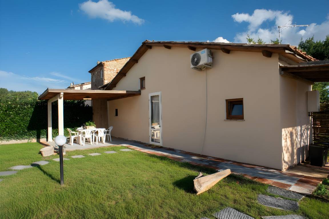 31 M² Huis ∙ 1 Slaapkamer ∙ 4 Gasten - Provincie Lucca