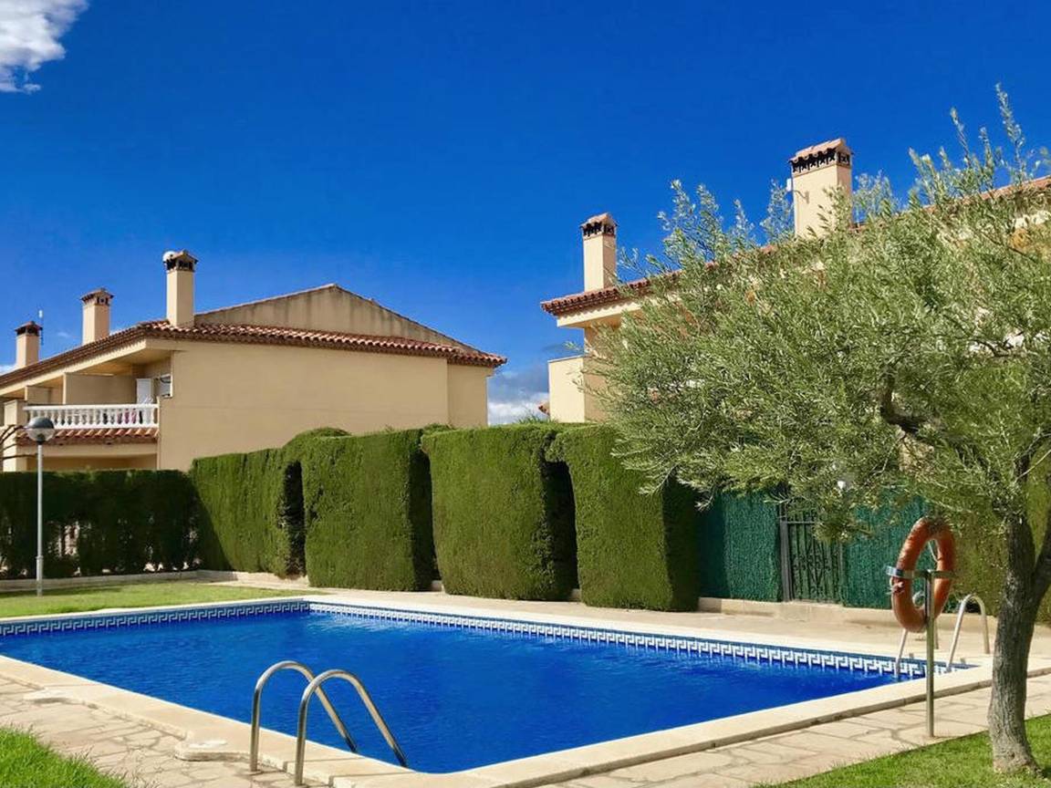 65 M² Casa ∙ 3 Habitaciones ∙ 4 Huéspedes - Mont-roig del Camp