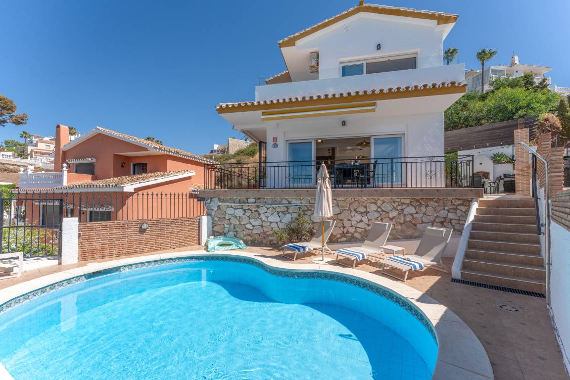 230 M² Villa ∙ 3 Chambres ∙ 9 Personnes - La Cala de Mijas