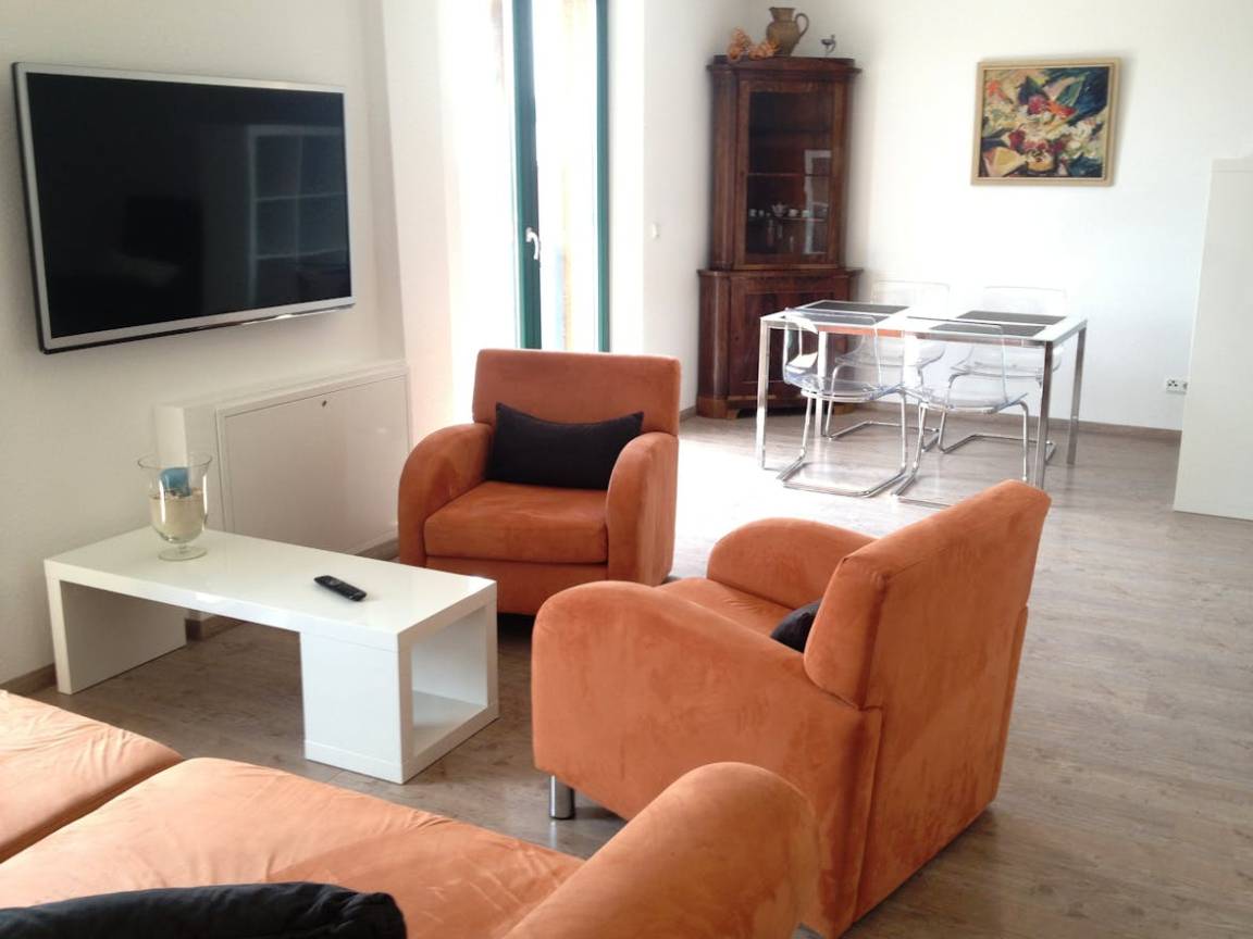 80 M² Ferienwohnung ∙ 1 Schlafzimmer ∙ 2 Gäste - Leinefelde-Worbis
