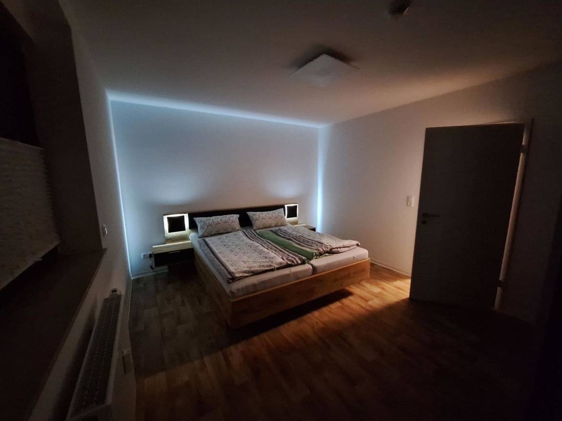 63 m² Ferienwohnung ∙ 1 Schlafzimmer ∙ 6 Gäste – Bild 4