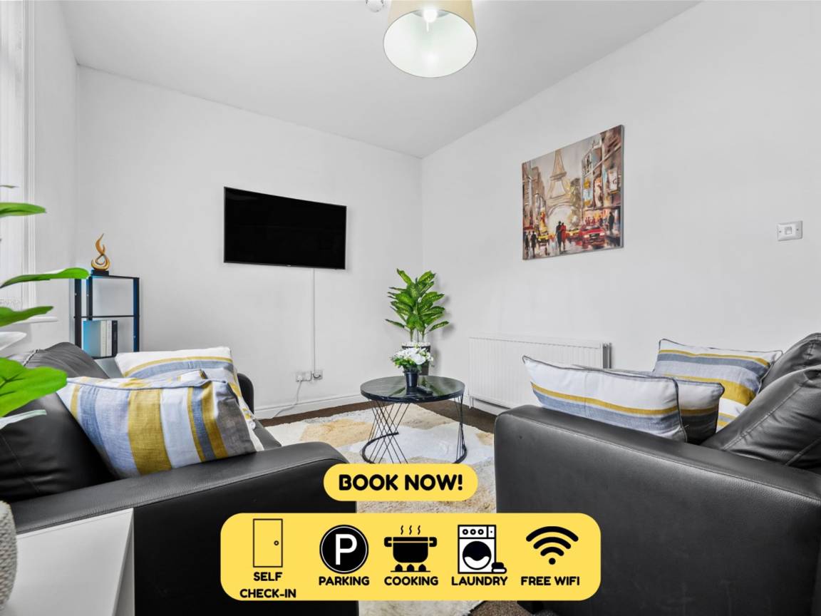 Apartment ∙ 8 Bedrooms ∙ 16 Guests - Leeds