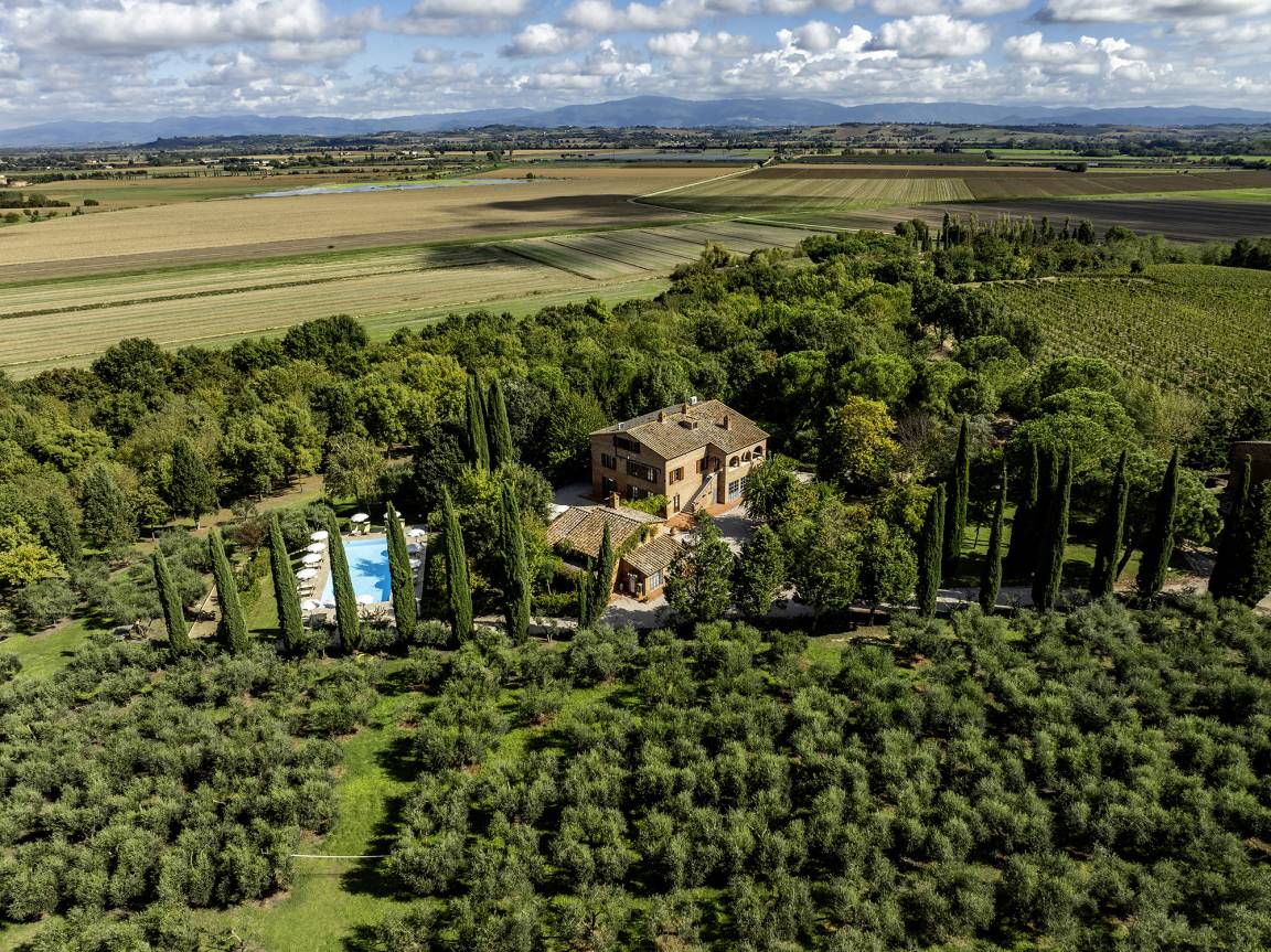 400 M² Villa ∙ 9 Slaapkamers ∙ 18 Gasten - Montepulciano