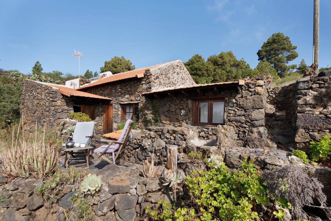 100 M² House ∙ 2 Bedrooms ∙ 4 Guests - Hierro