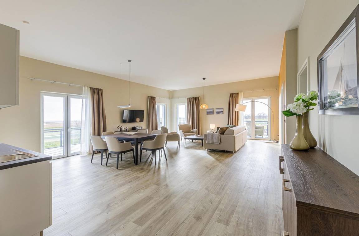113 M² Ferienwohnung ∙ 2 Schlafzimmer ∙ 6 Gäste - Prerow
