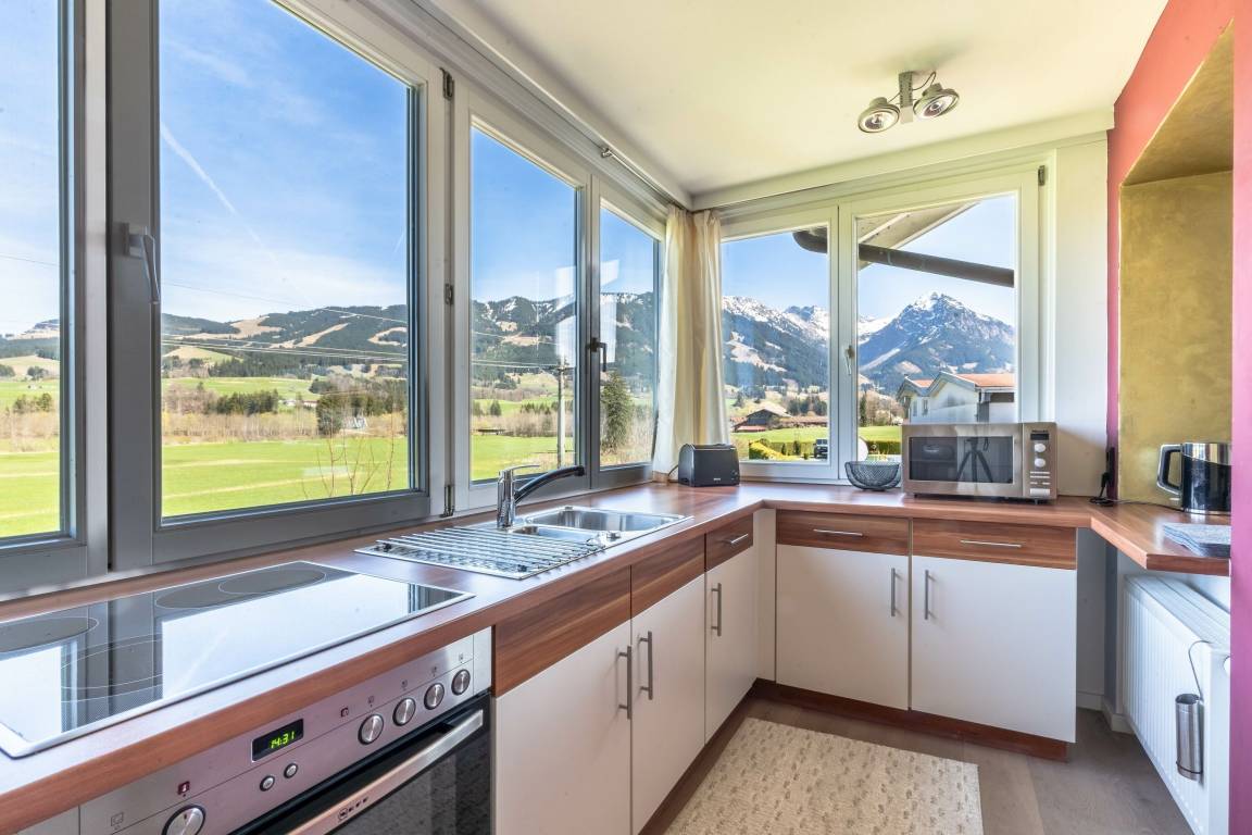 80 m² Ferienwohnung ∙ 1 Schlafzimmer ∙ 5 Gäste – Bild 4