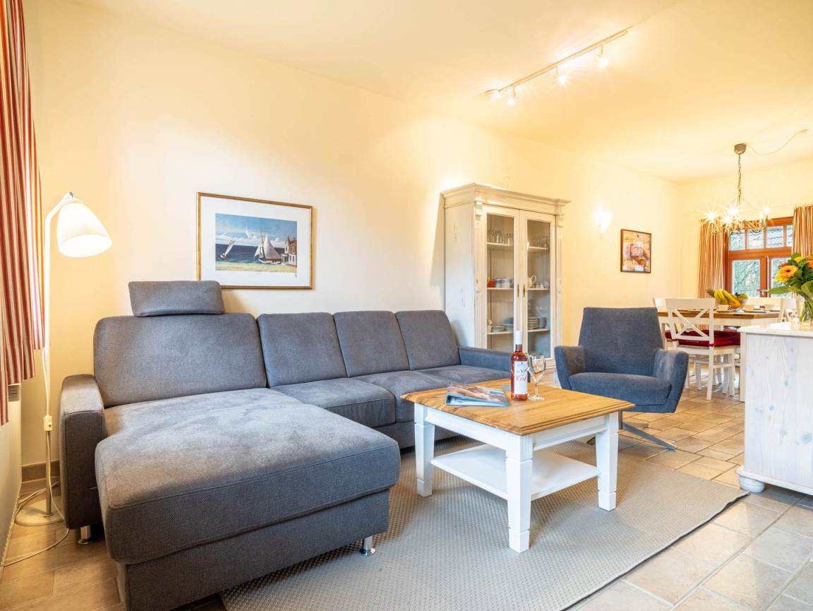 75 M² Ferienhaus ∙ 4 Schlafzimmer ∙ 6 Gäste - Ahrenshoop