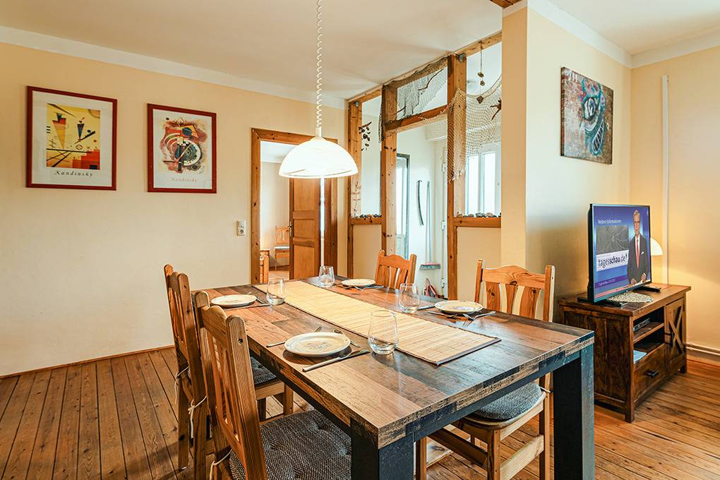 110 m² Ferienwohnung ∙ 2 Schlafzimmer ∙ 4 Gäste – Bild 7