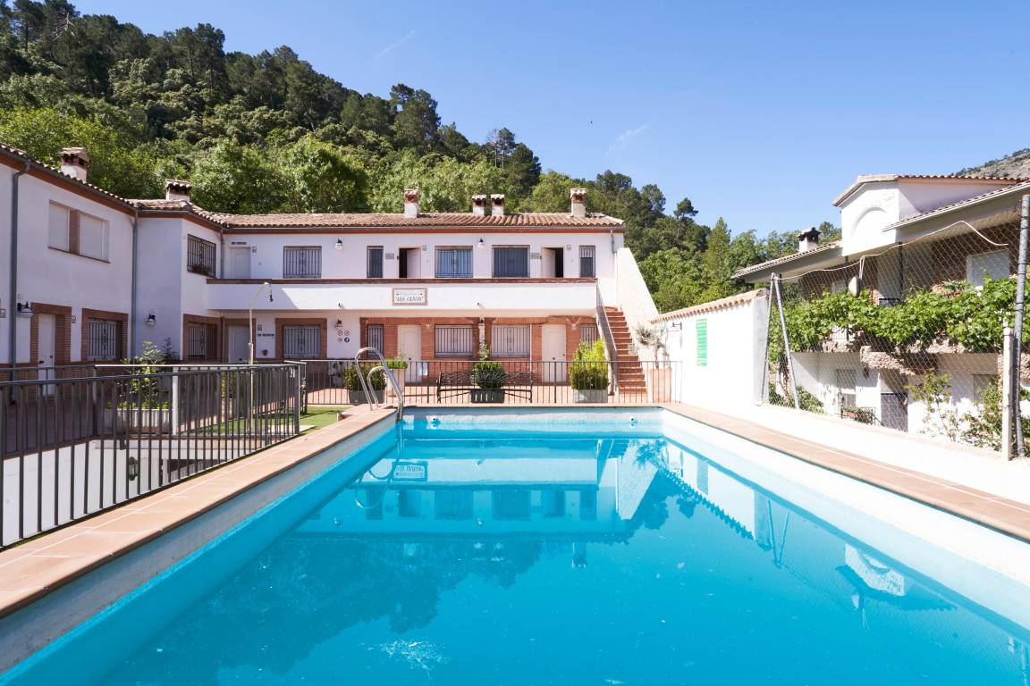 56 M² Apartamento ∙ 2 Habitaciones ∙ 4 Huéspedes - Cazorla