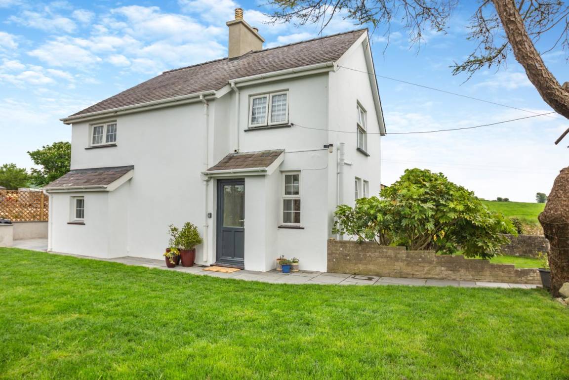 Cottage ∙ 2 Bedrooms ∙ 4 Guests - Pwllheli