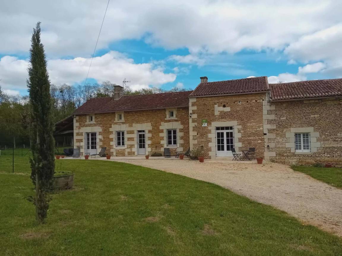 120 m&sup2; G&icirc;te 3 Schlafzimmer 6 G&auml;ste