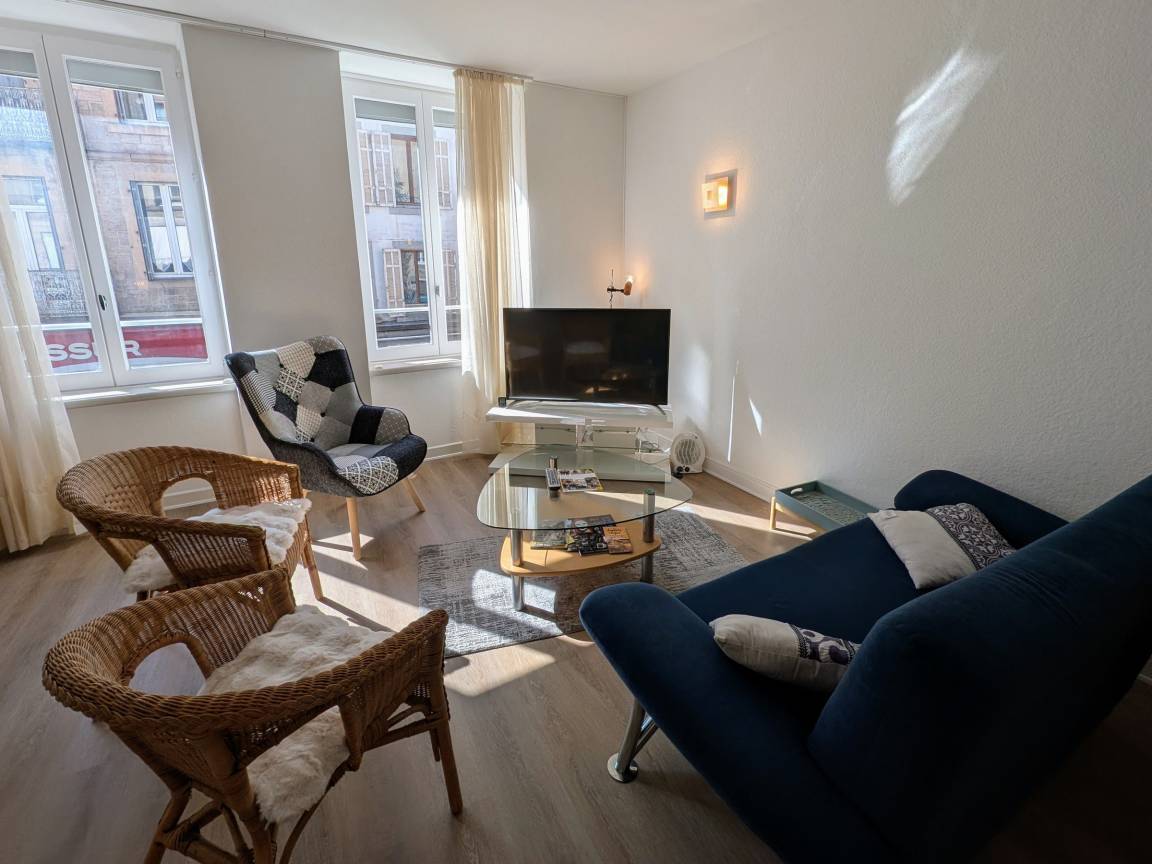 63 M² Appartement ∙ 1 Chambre ∙ 2 Personnes - Luxeuil-les-Bains