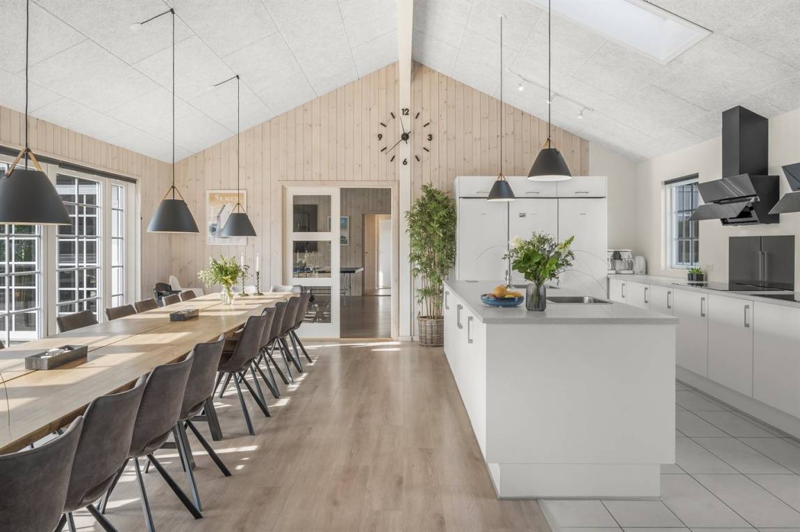 325 m&sup2; Ferienhaus 10 Schlafzimmer 26 G&auml;ste