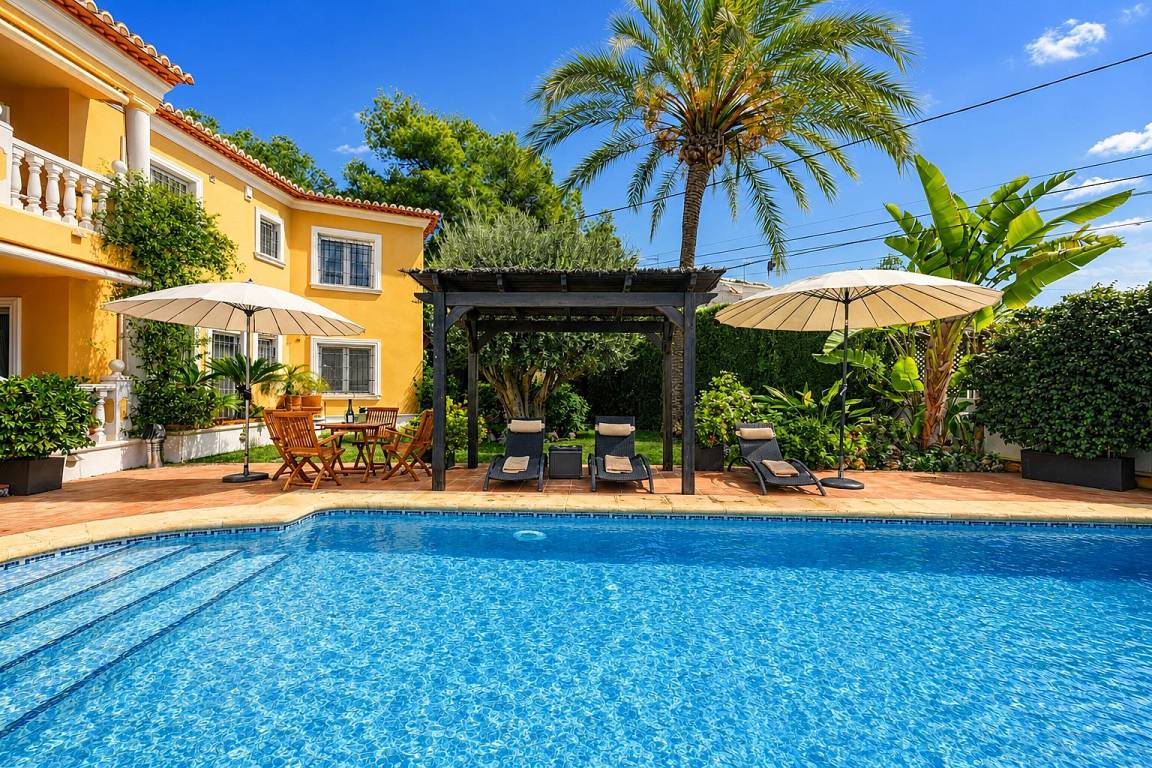 350 M² Dom ∙ 2 Sypialnie ∙ 4 Gości - Moraira