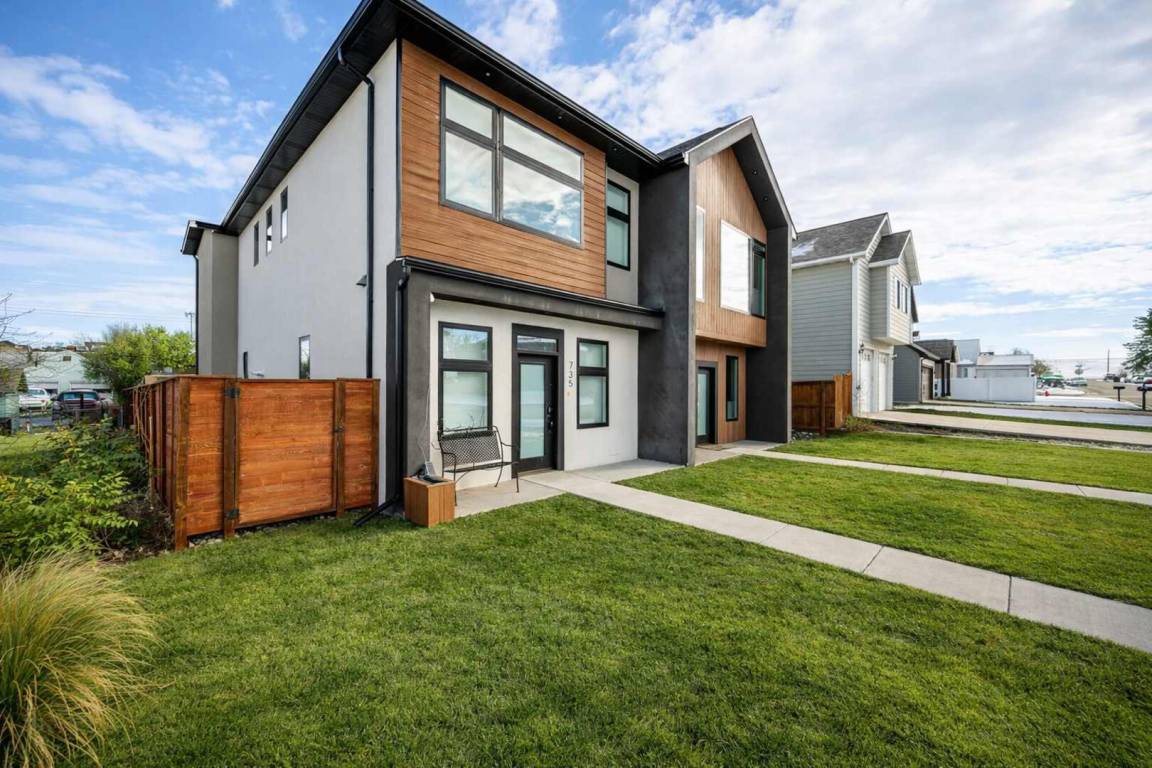 157 M² Apartment ∙ 3 Bedrooms ∙ 15 Guests - Sheridan, WY