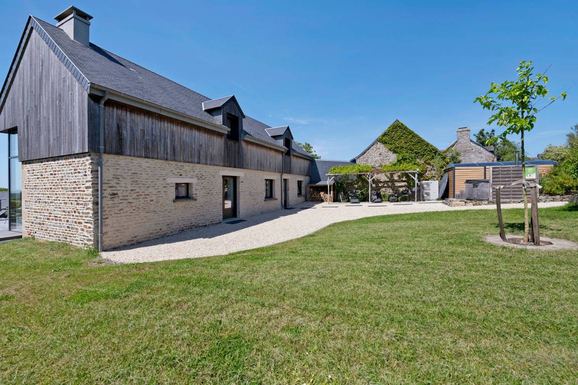 150 M² House ∙ 3 Bedrooms ∙ 10 Guests - Normandy