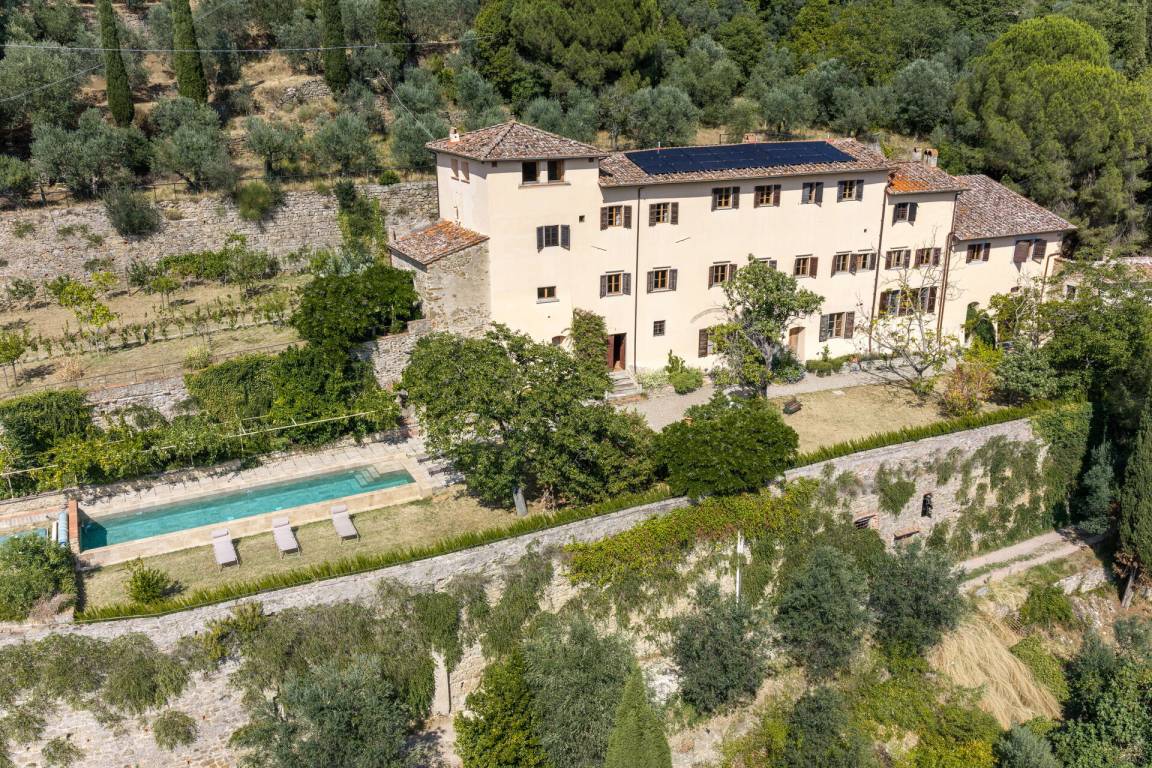 700 m&sup2; Villa 7 Schlafzimmer 14 G&auml;ste