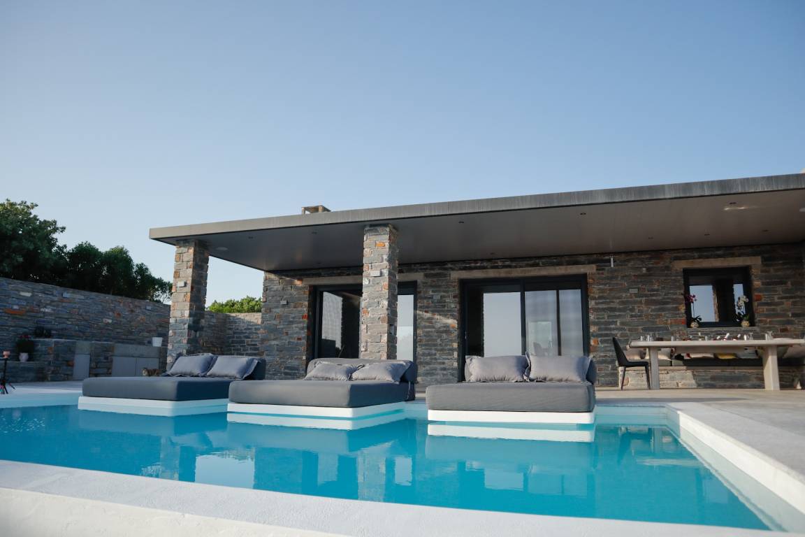 Villa ∙ 5 Bedrooms ∙ 10 Guests - Kea