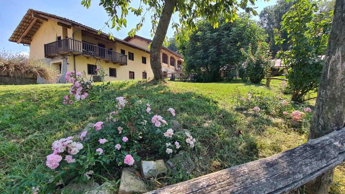 160 M² Casa ∙ 4 Habitaciones ∙ 8 Huéspedes - Barolo