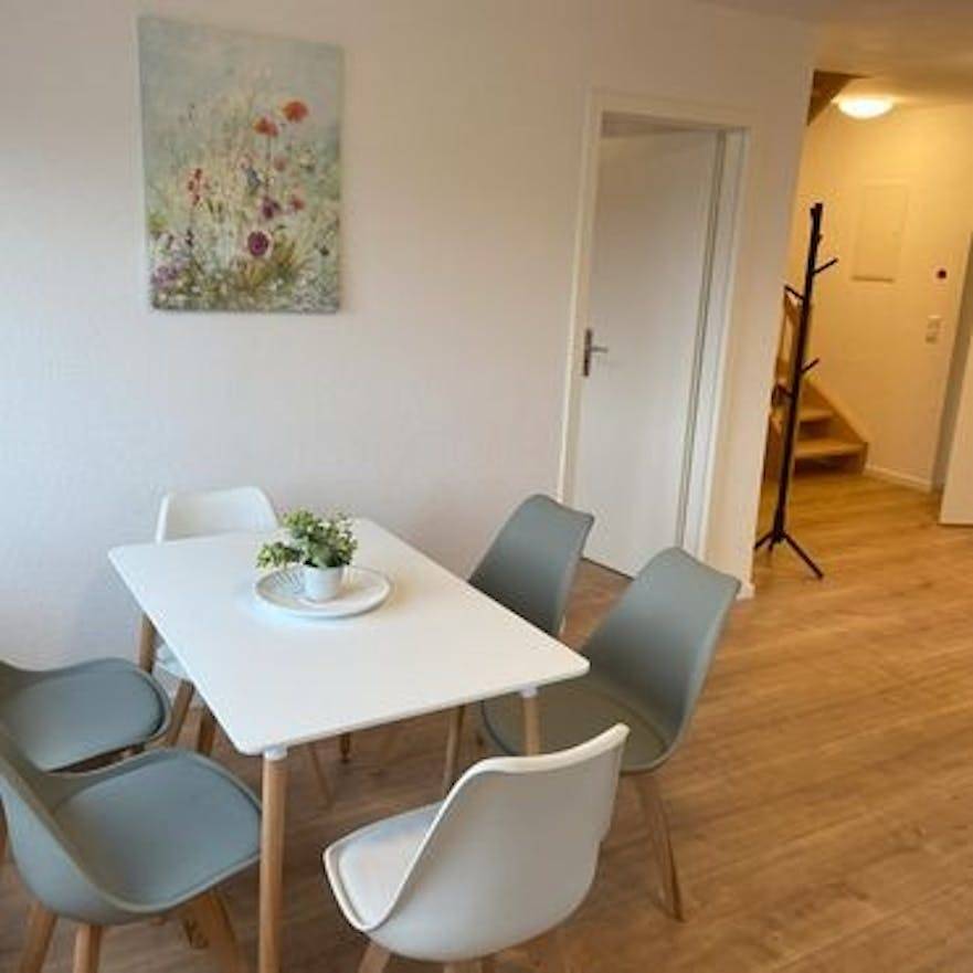 55 M² Apartment ∙ 4 Bedrooms ∙ 6 Guests - Esslingen