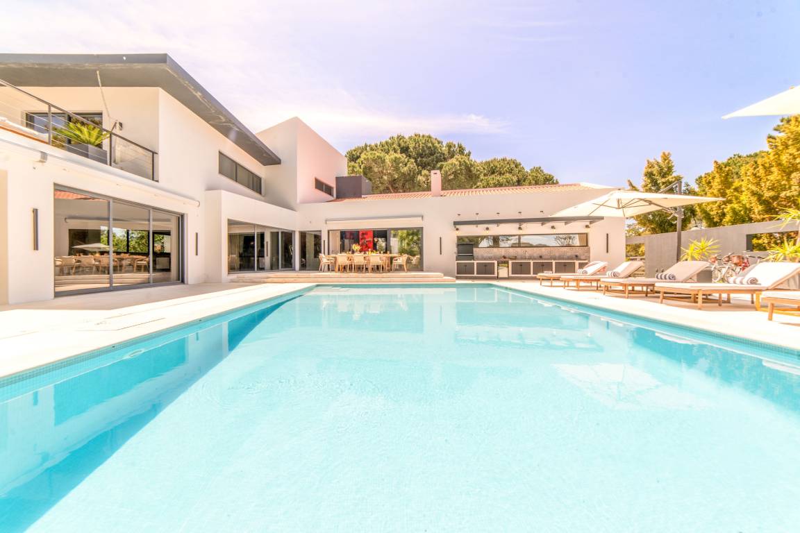 250 M² Villa ∙ 6 Bedrooms ∙ 12 Guests - Sesimbra