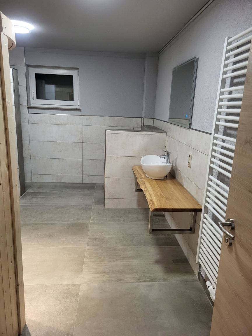 120 m² Ferienwohnung ∙ 2 Schlafzimmer ∙ 5 Gäste – Bild 9