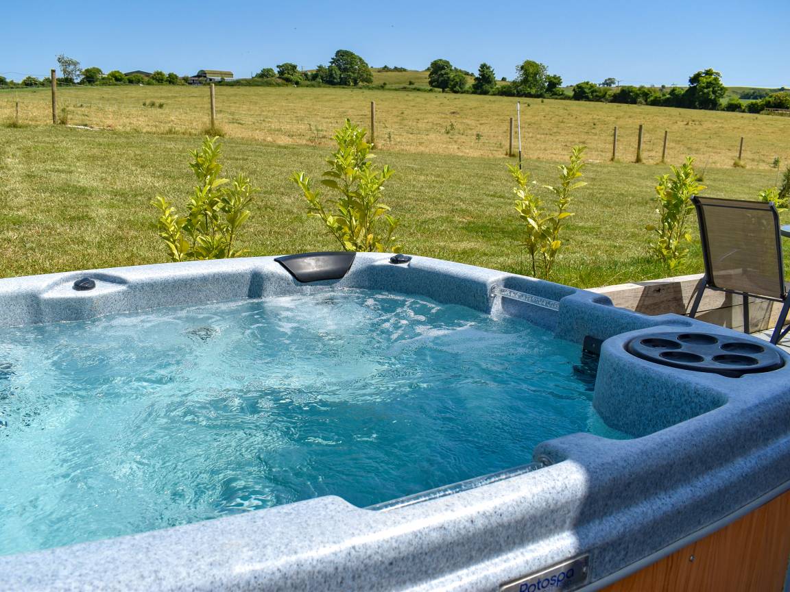 Cottage ∙ 2 Bedrooms ∙ 4 Guests - Hampshire