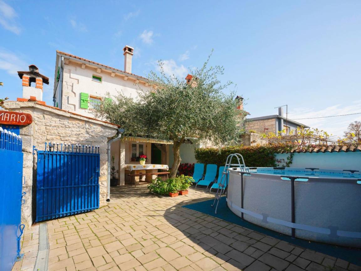 100 M² House ∙ 2 Bedrooms ∙ 5 Guests - Bale