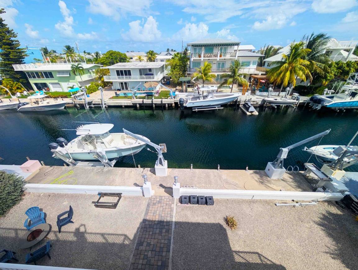 242 M² House ∙ 4 Bedrooms ∙ 10 Guests - Islamorada, FL