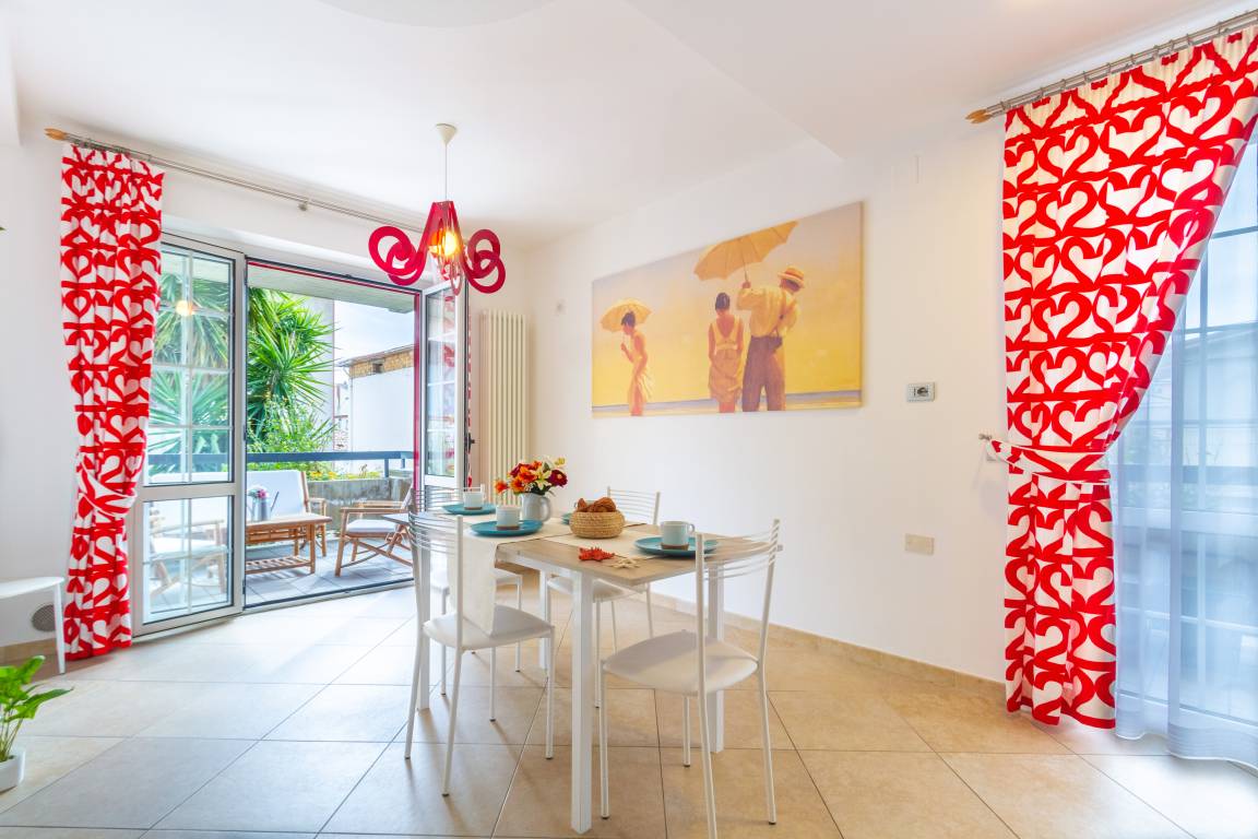 100 M² Appartamento Vacanza ∙ 3 Camere Da Letto ∙ 8 Ospiti - Martinsicuro