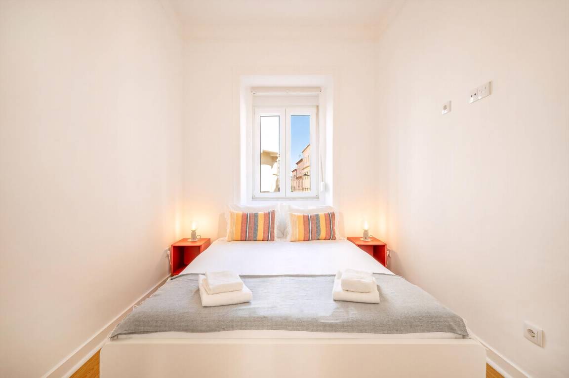 60 M² Apartment ∙ 2 Bedrooms ∙ 4 Guests - Lisbon