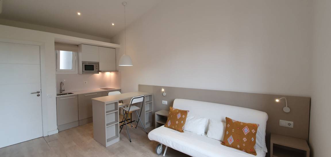33 M² Apartamento ∙ 2 Huéspedes - Alella