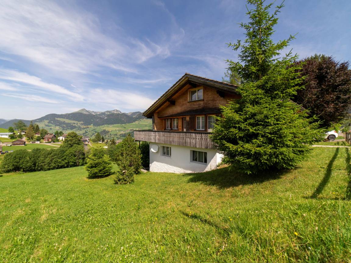 94 M² Ferienhaus ∙ 4 Schlafzimmer ∙ 9 Gäste - Wildhaus