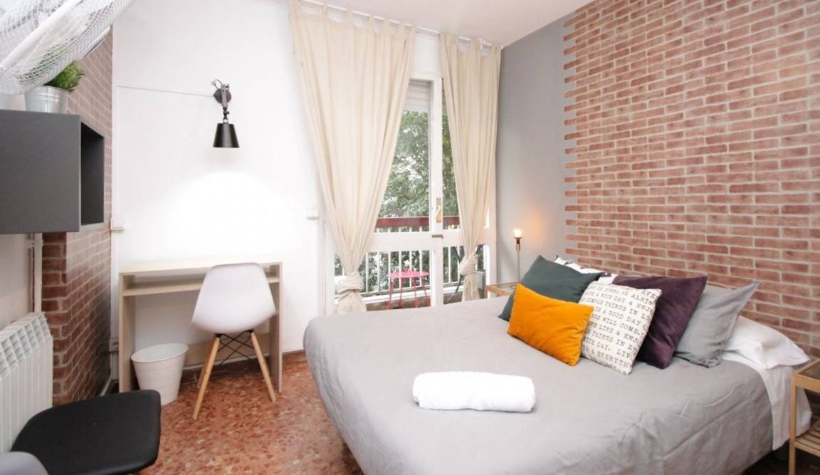 460 M² Private Room ∙ 1 Bedroom ∙ 2 Guests - Barcelona