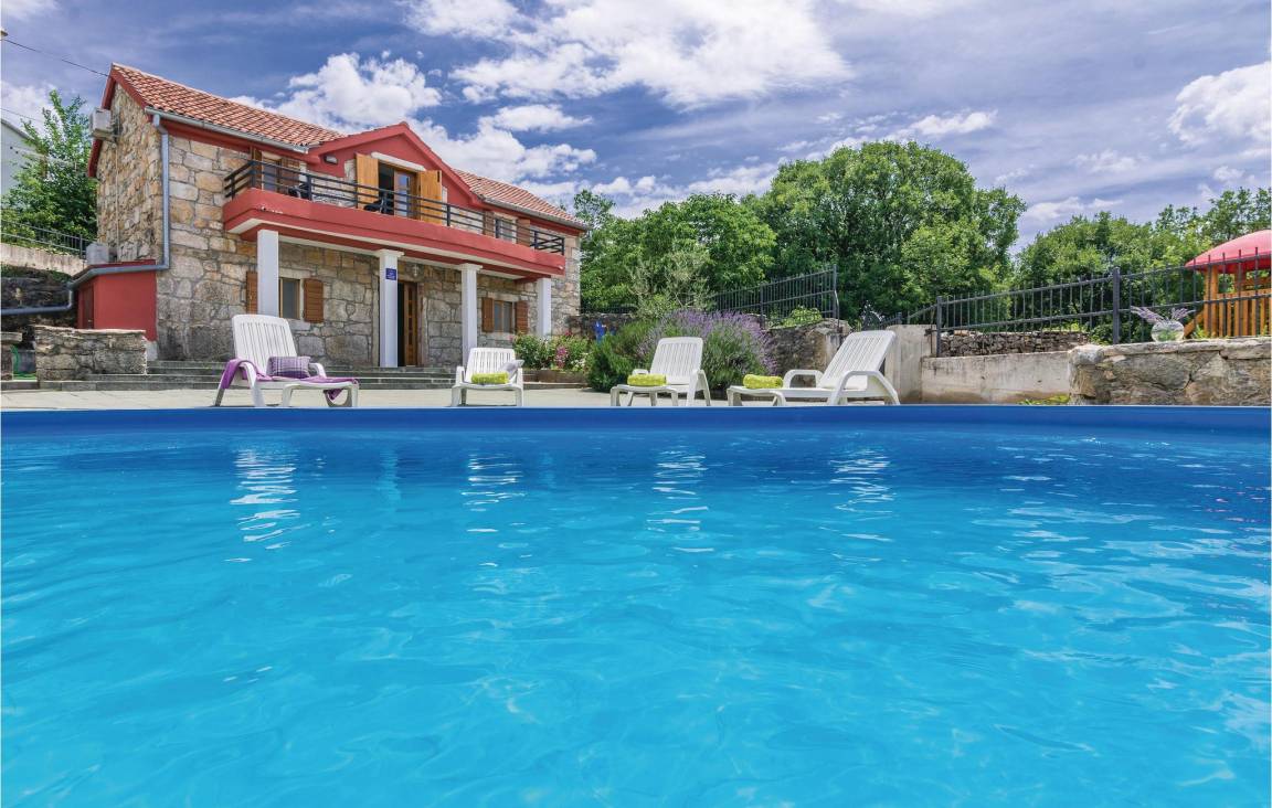 122 M² House ∙ 3 Bedrooms ∙ 6 Guests - Obrovac