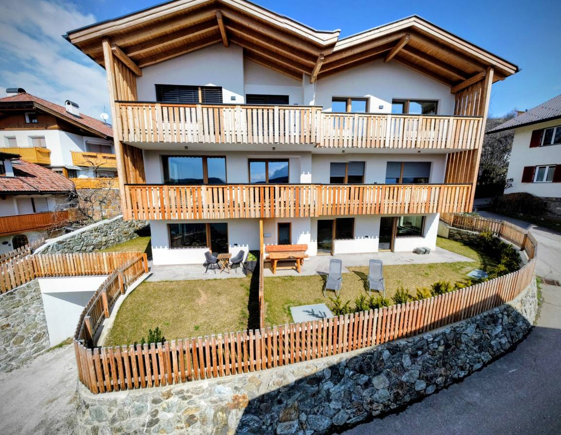 65 M² Appartement ∙ 2 Slaapkamers ∙ 6 Gasten - Kastelruth