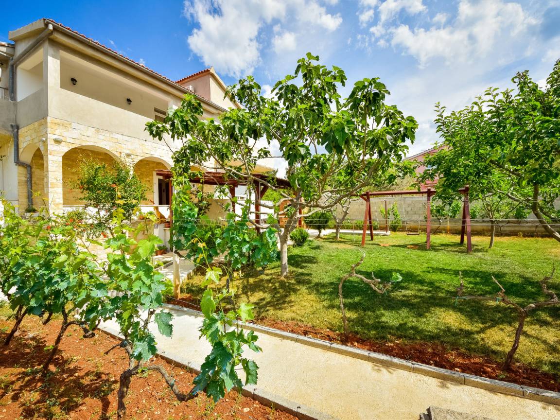 50 M² Apartment ∙ 2 Bedrooms ∙ 5 Guests - Bibinje