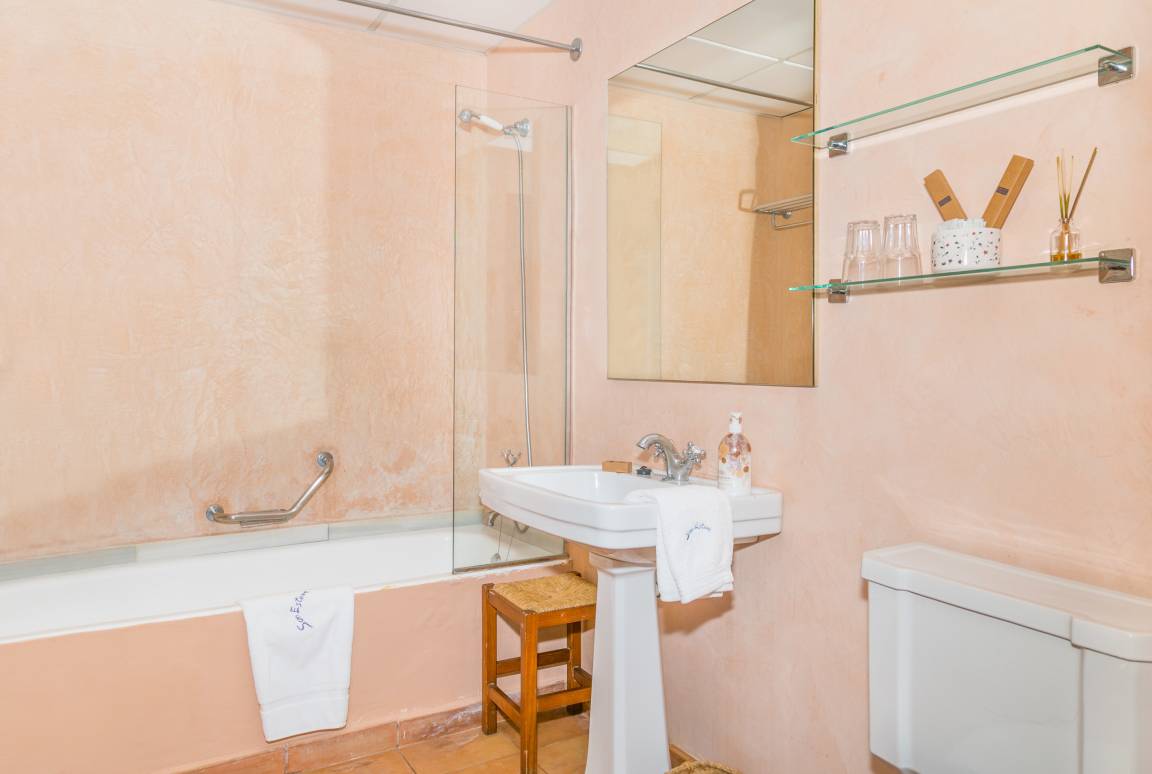 1200 m² Ferienhaus ∙ 4 Schlafzimmer ∙ 8 Gäste – Bild 19