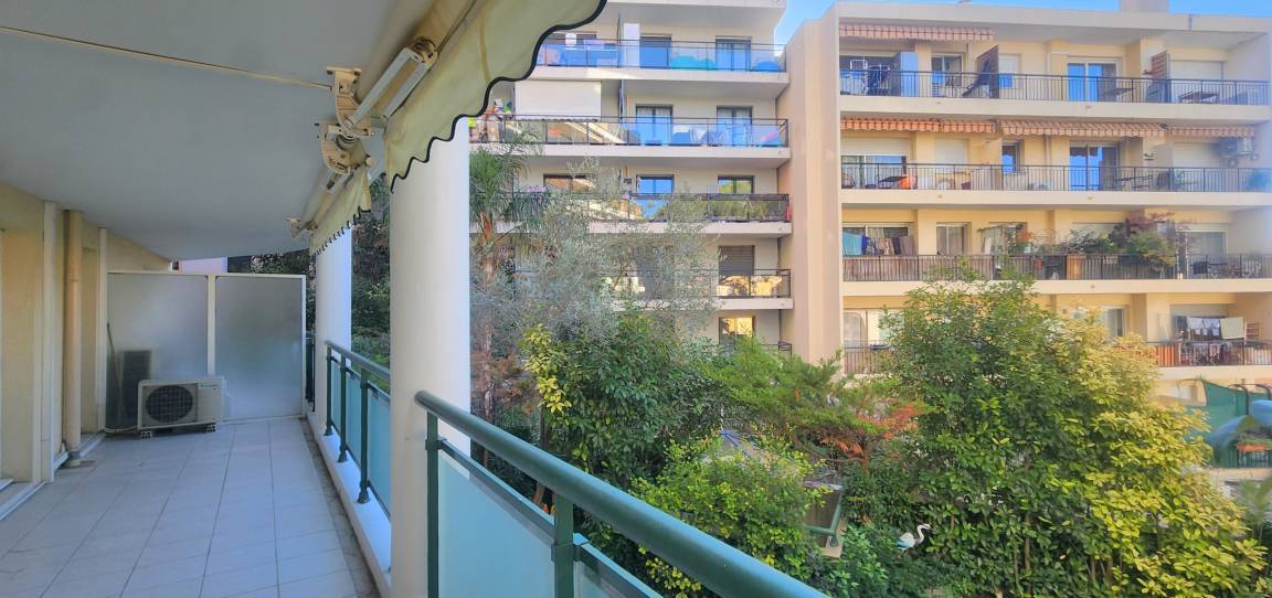 70 M² Apartment ∙ 2 Bedrooms ∙ 6 Guests - Vallauris