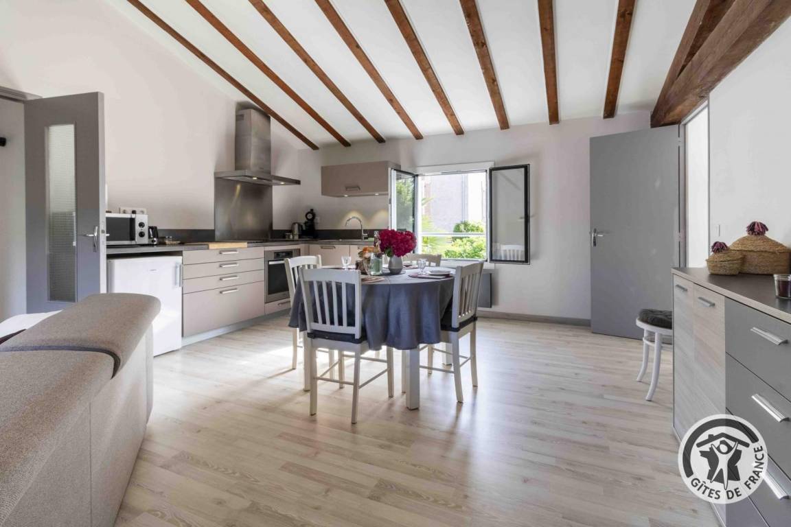 65 M² Mökki ∙ 3 Makuuhuonetta ∙ 5 Vierasta - Foix