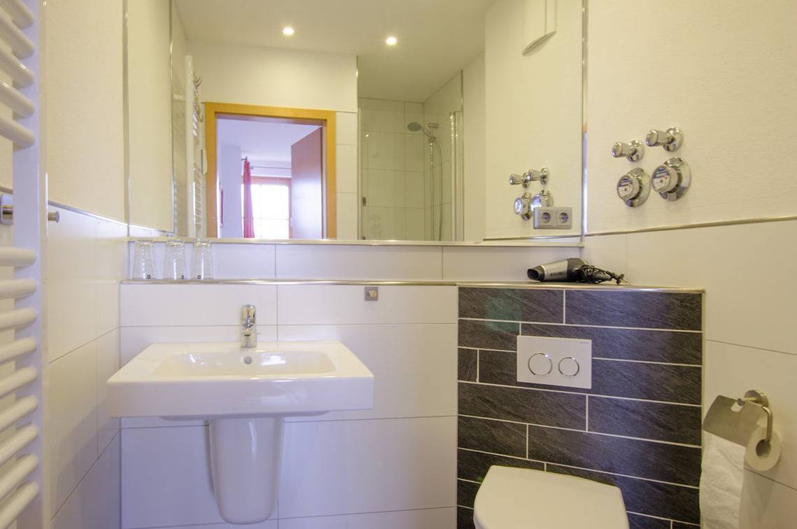 58 m² Ferienwohnung ∙ 2 Schlafzimmer ∙ 4 Gäste – Bild 4