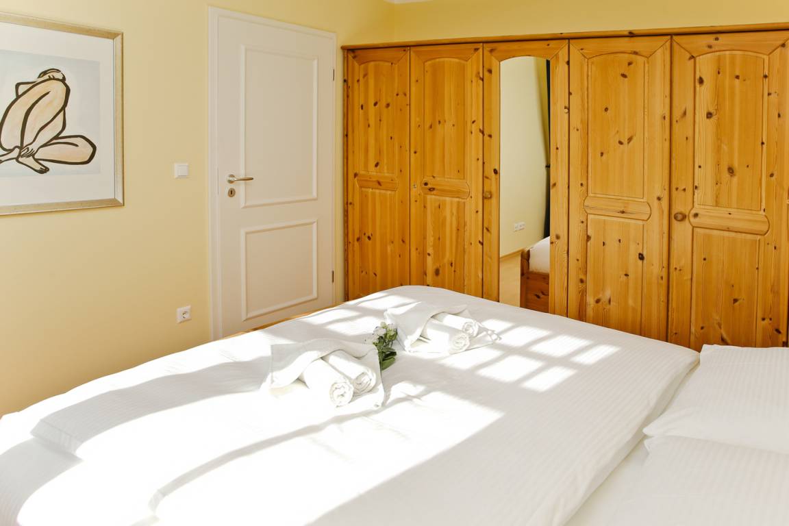 65 m² Ferienwohnung ∙ 2 Schlafzimmer ∙ 5 Gäste – Bild 7