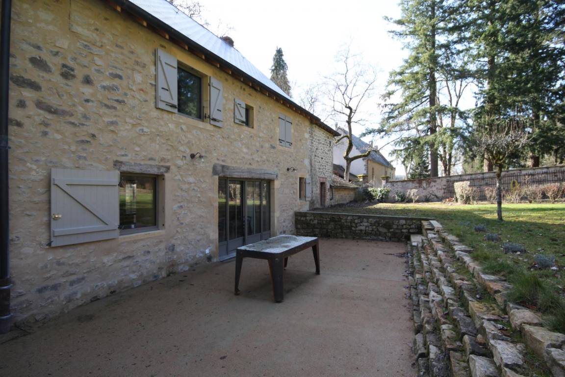 121 m&sup2; G&icirc;te 3 Schlafzimmer 6 G&auml;ste