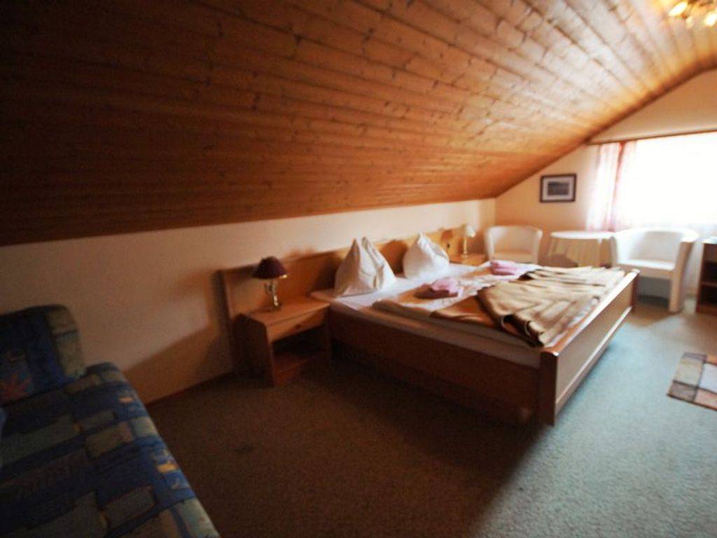 14 M² Pension ∙ 1 Schlafzimmer ∙ 2 Gäste - Attersee