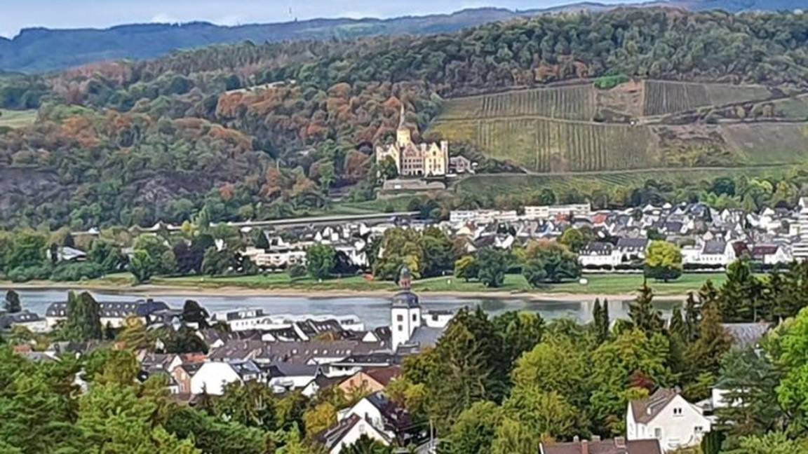 100 M² Ferienwohnung ∙ 3 Schlafzimmer ∙ 5 Gäste - Linz am Rhein