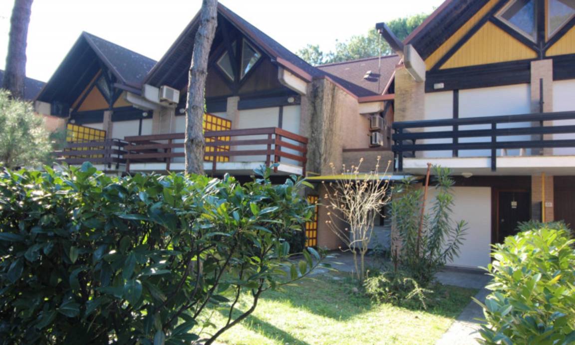 65 M² Villa ∙ 3 Habitaciones ∙ 7 Huéspedes - Lignano Pineta
