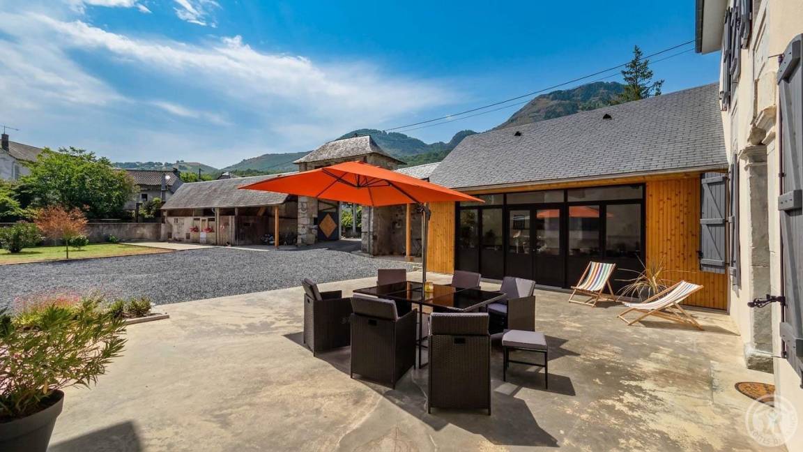 150 M² Gîte ∙ 3 Bedrooms ∙ 6 Guests - Lourdes